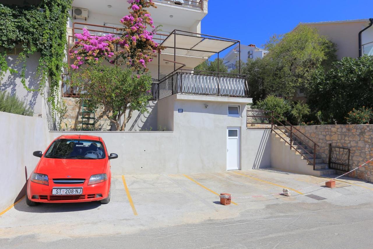 Apartments By The Sea Rastici, Ciovo - 11723 Трогир Экстерьер фото